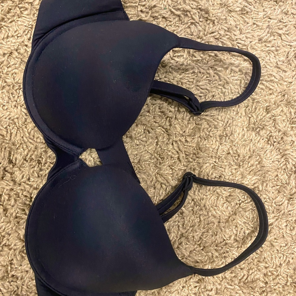 Never worn SKIMS bra